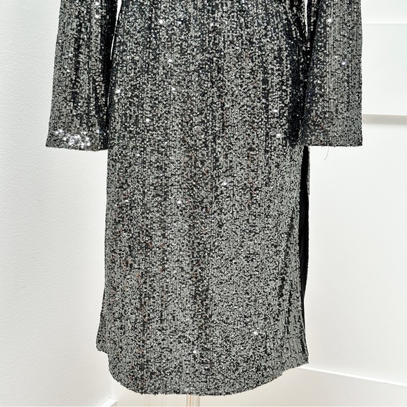 STEVE MADDEN Show Stopper Sequin Duster in Small - Picture 11 of 16